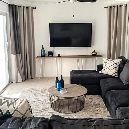 Feriehus Rozalia Guesthome For 8gst With Pool In Mikonos *